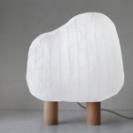 Lampe à poser en bois et papier - Forêt illuminée