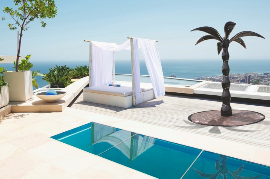 Douche effet pluie GEANTE 30.000 litres d'eau par minute