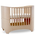 Lit bébé évolutif en bois design