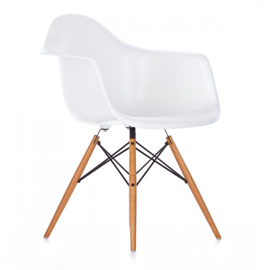 Plastic Armchair blanche de Charles Ray Eames