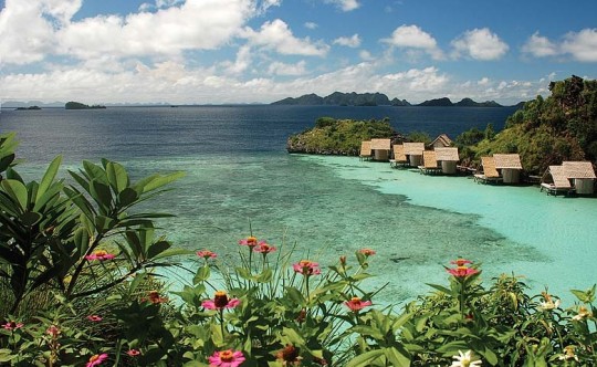Misool eco resort, Île privée avec bungalow à louer en Indonésie