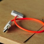 Câble iPhone très court La pieuvre Ã  lunettes