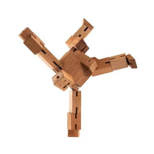 CubeBot, le robot en bois articulé qui prend la pose