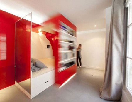 Red nest, petit appartement design à Paris