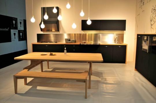 Cuisine design Schiffini en bois et gomme noire