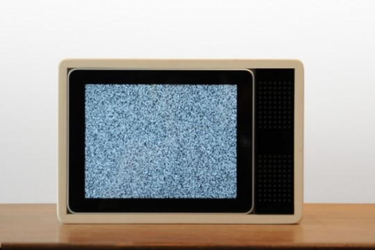 iPad vintage TV | Jonas Damon