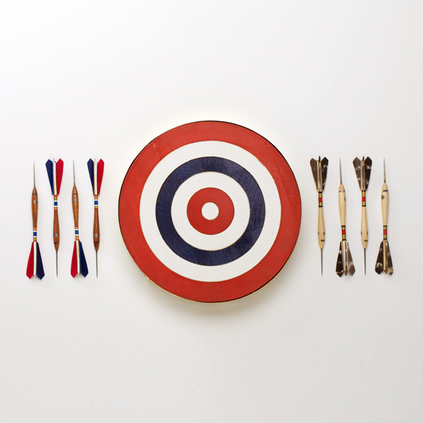 The Belgian Dart Set : Un jeu de fléchettes belge made in USA