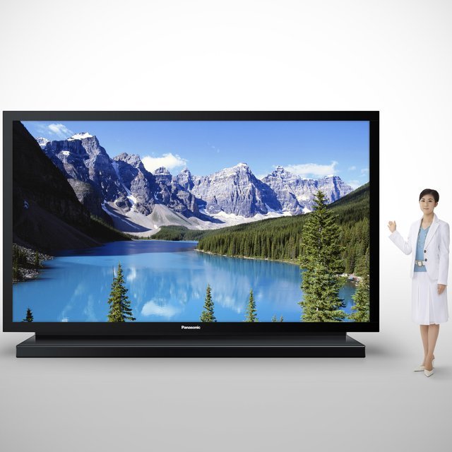 Enorme : TV Plasma Panasonic de 152 pouces (386 cm de diagonale !)