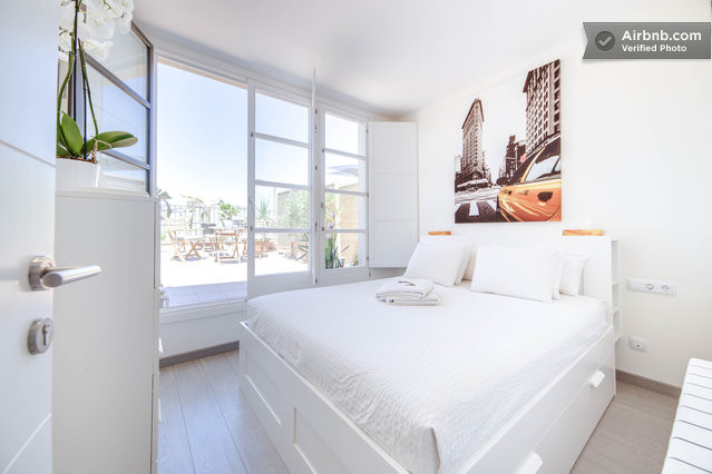 A louer : Superbe Penthouse avec Grande Terrasse à Barcelone