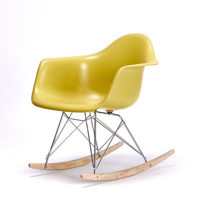 Bon plan : 5 Chaises rétro pas chères inspirées des classiques du design