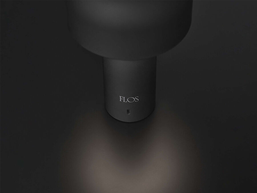 Lampe de table sans fil Flos Bellhop édition limitée noir mat
